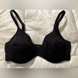 Wonderbra Elegant Black Full-Coverage Bra